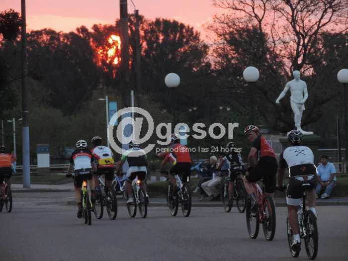 Organizada por la Federación Ciclista de Soriano, fue  confirmada para este miércoles  en la rambla de Mercedes, la realización de una nueva jornada.